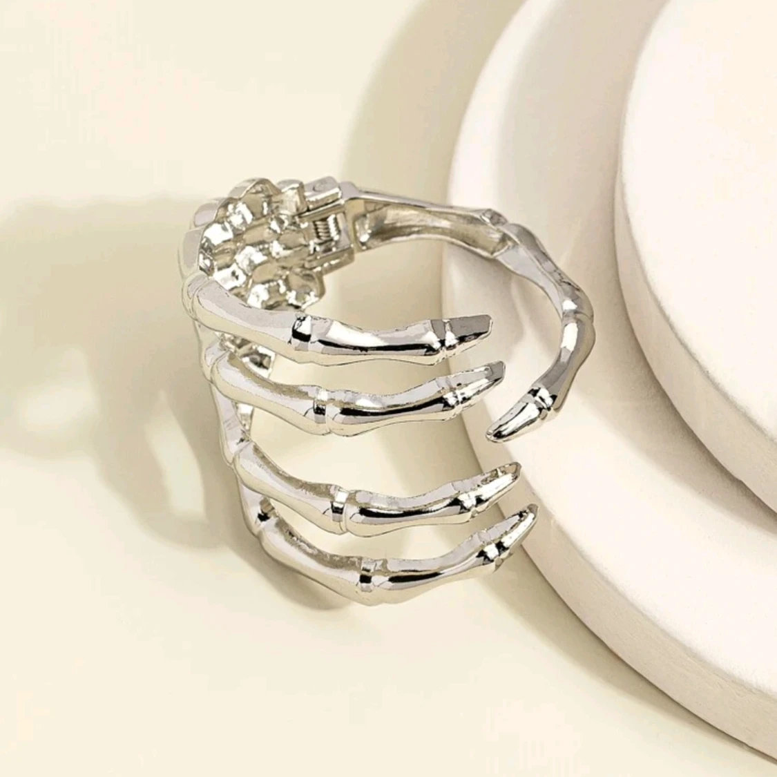 Armband med Skelett Hand Design - 90