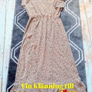 Klänning två st o en svart drake lykta med kristall kula på!  - Två nya klänning i L Xl stretchig luftig tyg fickor har den mörka långa! Ljusa vacker tunt skönt tyg mot huden ....nya både två ! Provade bara! Svart lykta med söt drake på kristall kula lyser så fint denna keramik lykta stämpel under.....