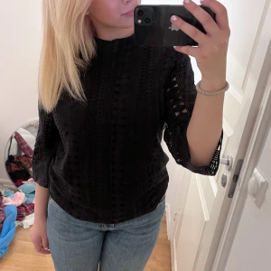 Svart blus - Jättefin blus från Lindex💗