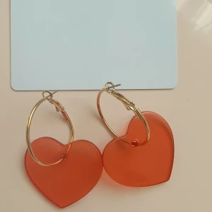 Små hjärtan - Söta örhängen med hjärtan