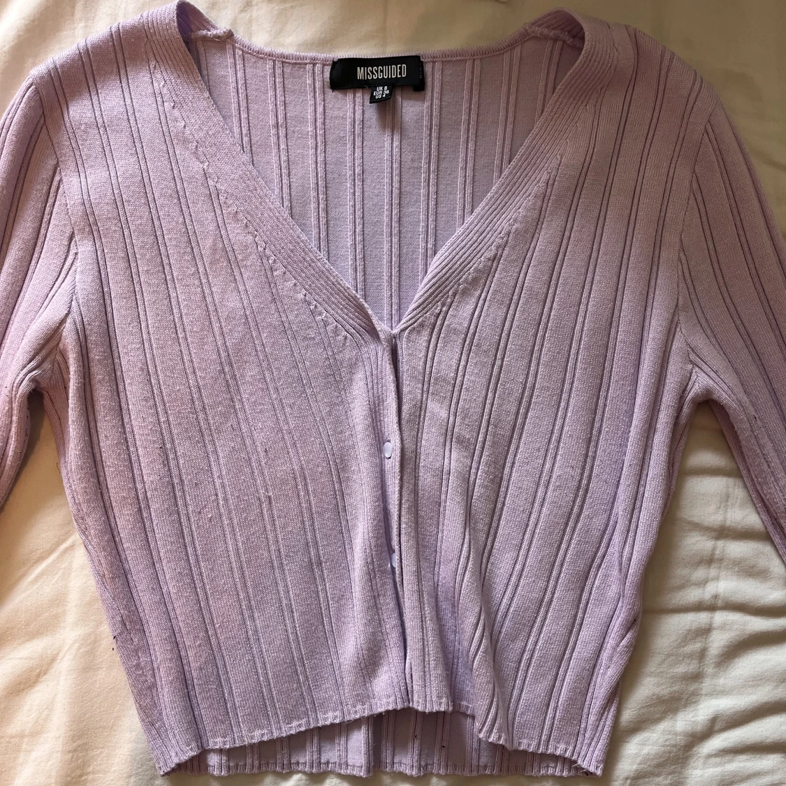 Söt v-ringad topp - 90