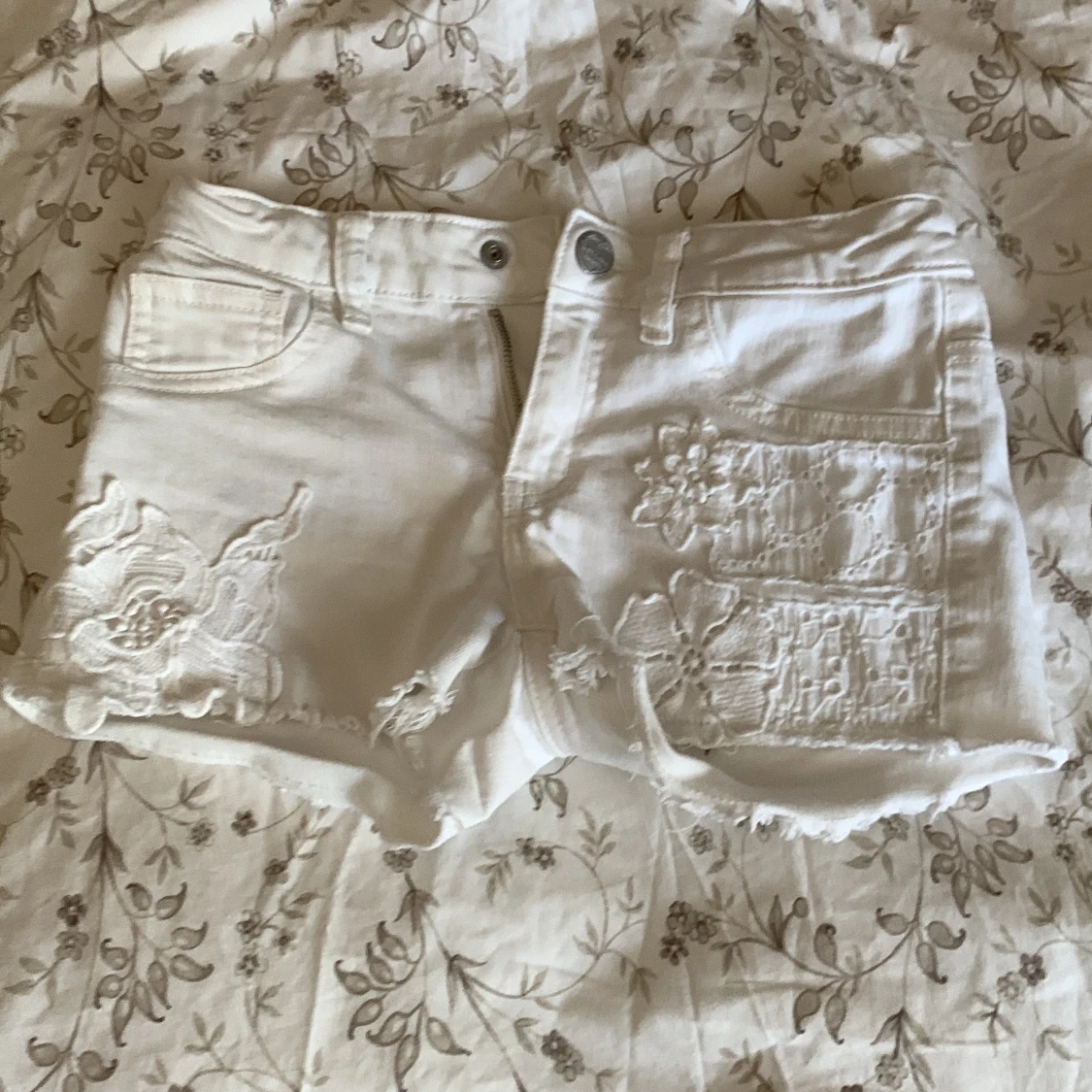 Vita low waist shorts