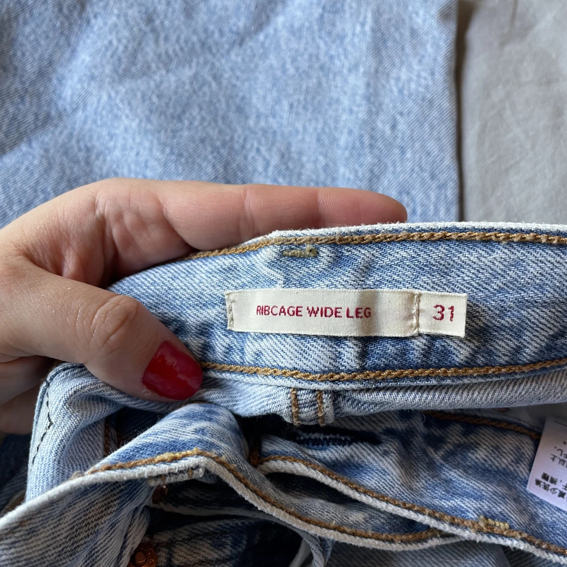 Levis ribcage wide leg 31 - 91