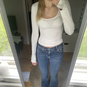 Tröja  - fin tight tröja som inte kommer till användning 