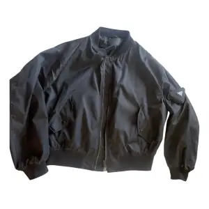 Nylon jacket retail 2500€  Good condition only a small problem at the right arm zipper radialt fixed 