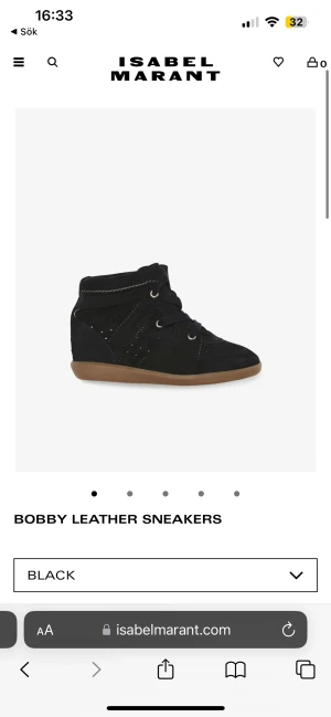 Isabelle marant skor i nyskick  - Säljer mina näst intill nya Isabelle marant skor som jag fick i studentpresent i somras. Jag säljer dom för att jag inte är en tjej som fungerar med klackskor tyvärr 😅 nypris: 5000 Säljer för: 1800