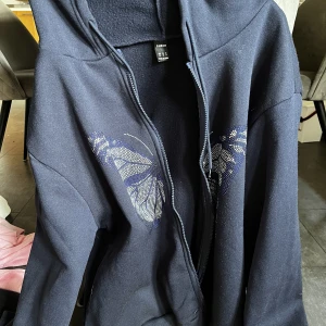 Huvtröja drag - SHEIN, använd några få gånger 