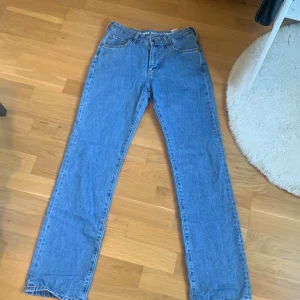 Bikbok jeans storlek 27/32 - Bara provade. Köparen betalar frakt.Frakt 60kr 