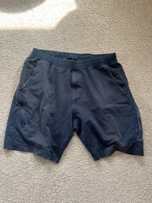 Stone island - Storlek L