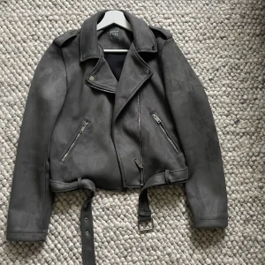 Primark jacka - Jacka från primark som inte kommer till användning, perfekt nu till hösten!🍁