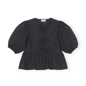 GANNI blus - Heeej! Säljer denna helt oanvända blusen från ganni i storlek 38 <333 sååå fin!!!