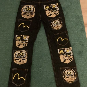 Rare evisu jeans - Ovanliga evisu jeans från 2010 ganska baggy. Äkta. Multipocket golden skull Evisu jeans