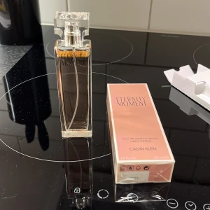 Calvin Klein - Säljer 2 CK parfymer, en är helt oöppnad och en är använd ett fåtal gånger