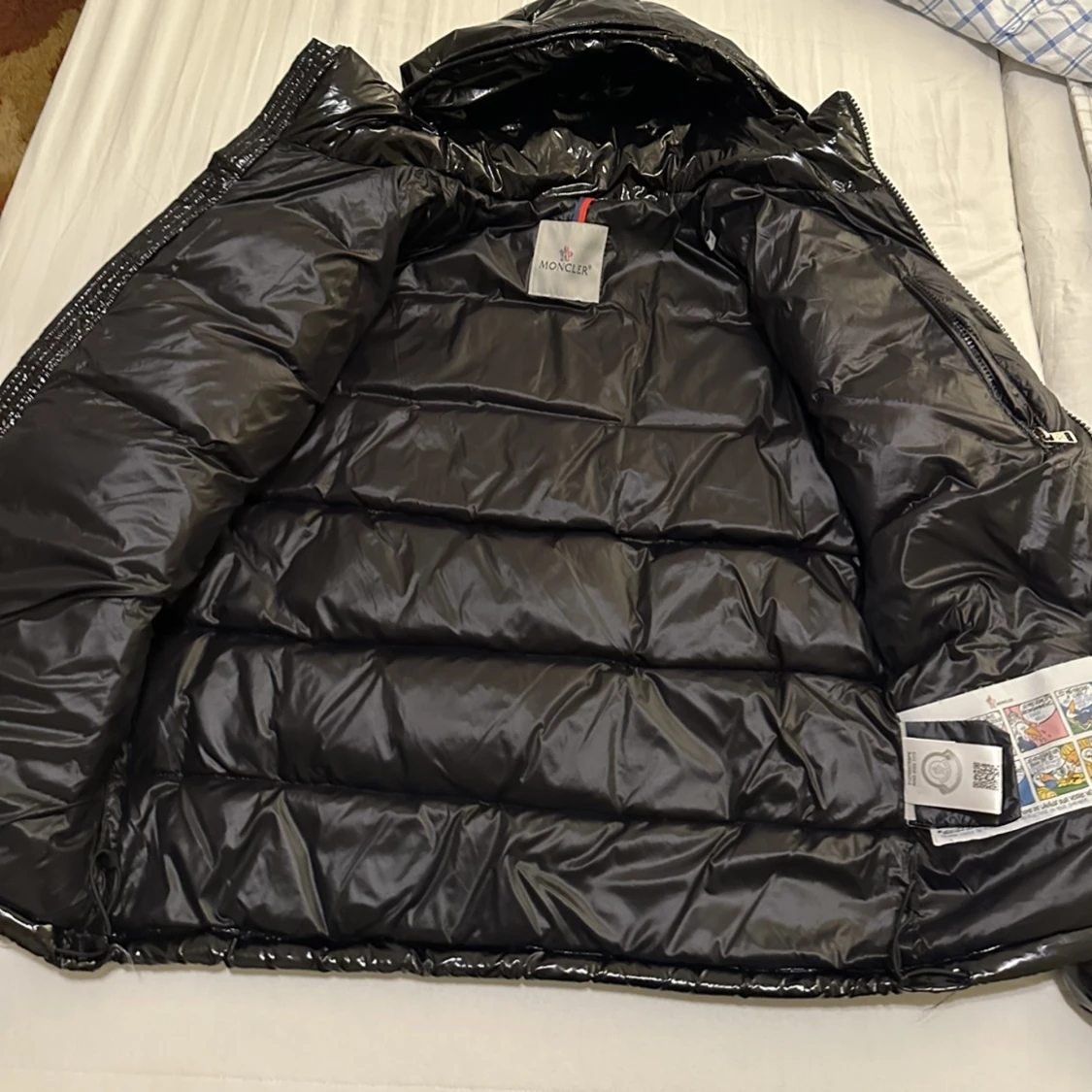 Moncler jacka maya 