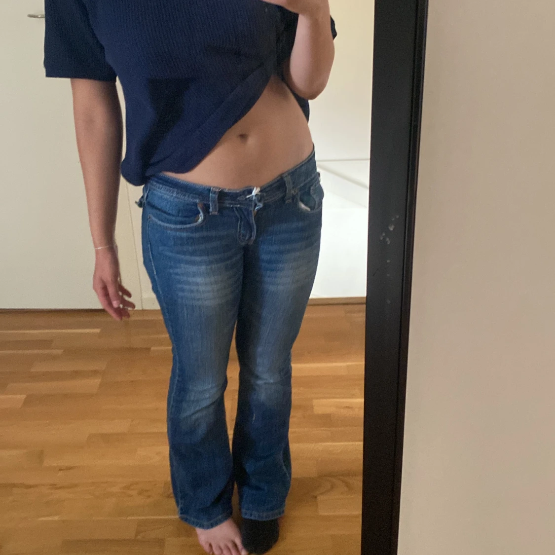 Low rise bootcut jeans 