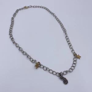 Halsband  - Gulligt halsband 