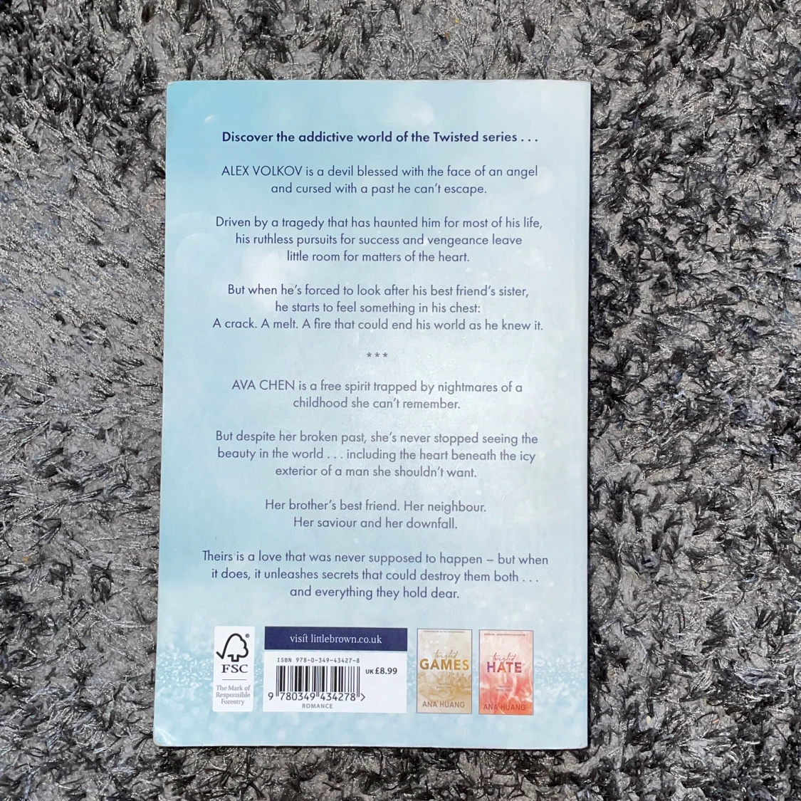Twisted Love, Ana Huang, Twistedserien - 90