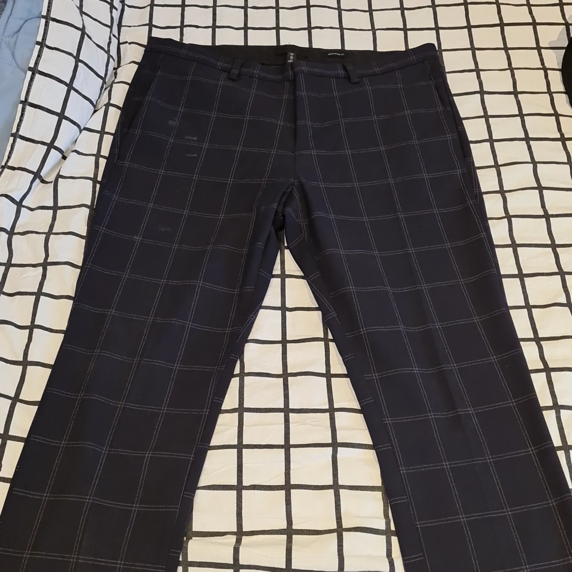 Marinblå kostymbyxa