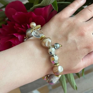 Ljust armband - Ljust armband för 30kr❤️