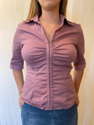 Skjorta  - Söt lila skjorta 