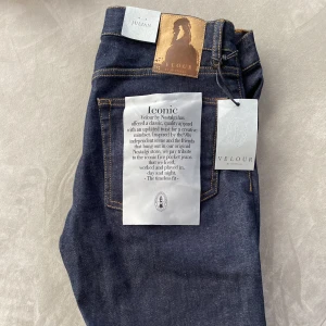 Velour jeans - Velour jeans har inte använts en enda gång.