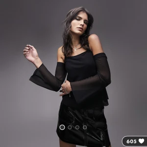 Fest topp - Säljer denna topp som är perfket för fest från asos.