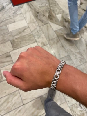 Watchbracelet  - Snyggt armband i stainlesssteel 21 cm Justerbar