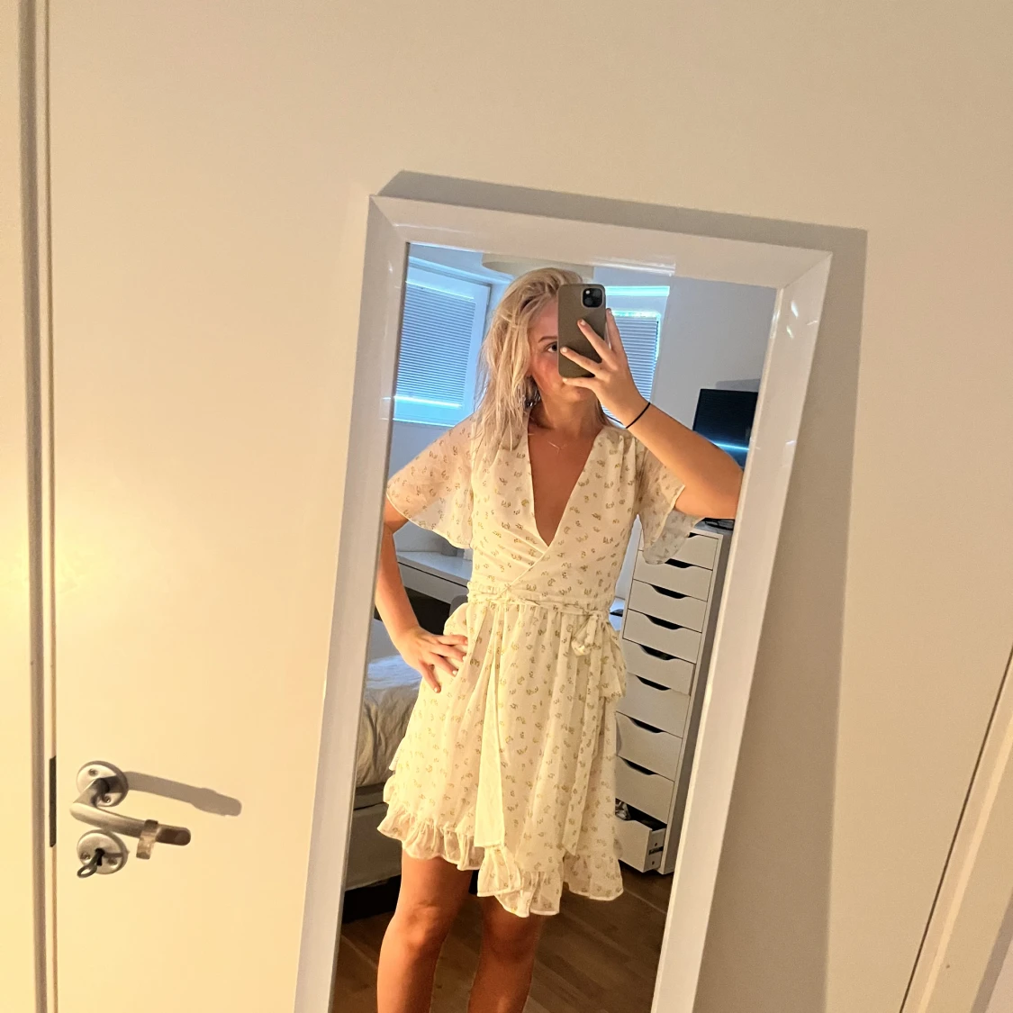 Blommig sommarklänning 