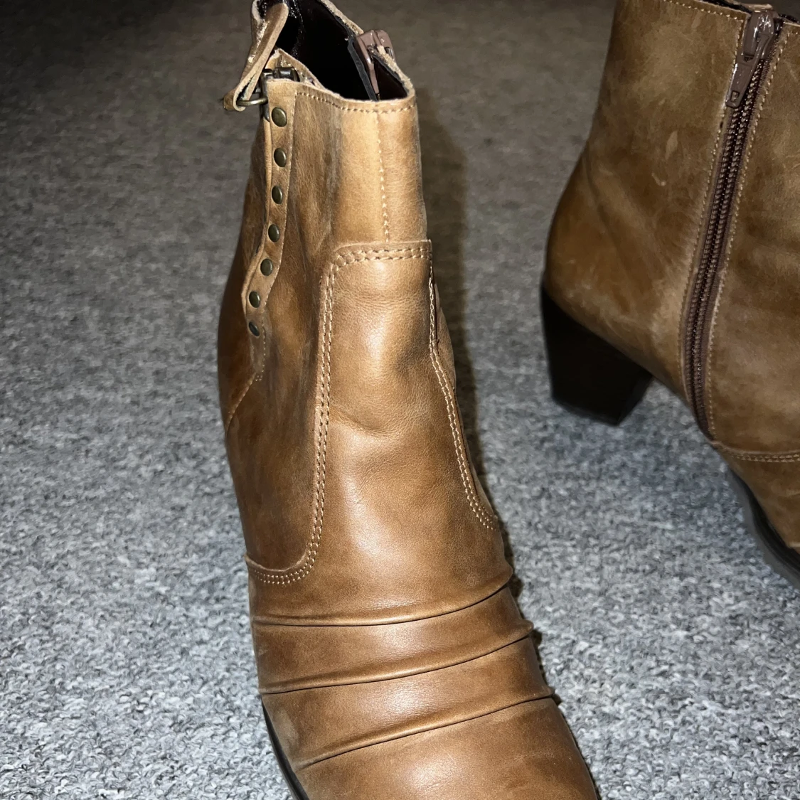 Ljusbruna boots/stövlar - 90