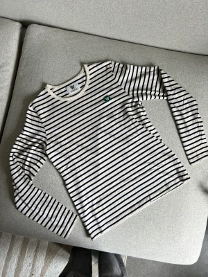 Wood wood långärmad - Randig långärmad från Wood wood, använd 2 gånger