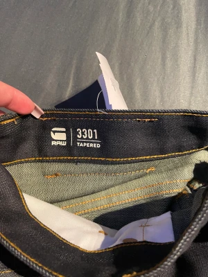 G-Star Jeans - Pre Owned från Zalando Tappat bort retursedlen så kan inte skicka tillbaka  Raka i benen Storlek 33x32