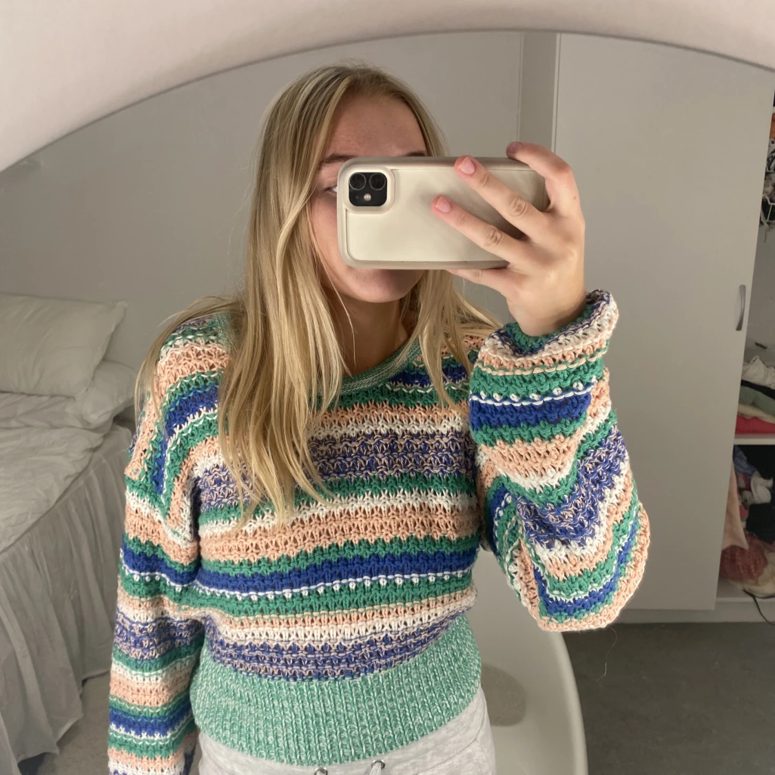 Stickad tröja  - 91