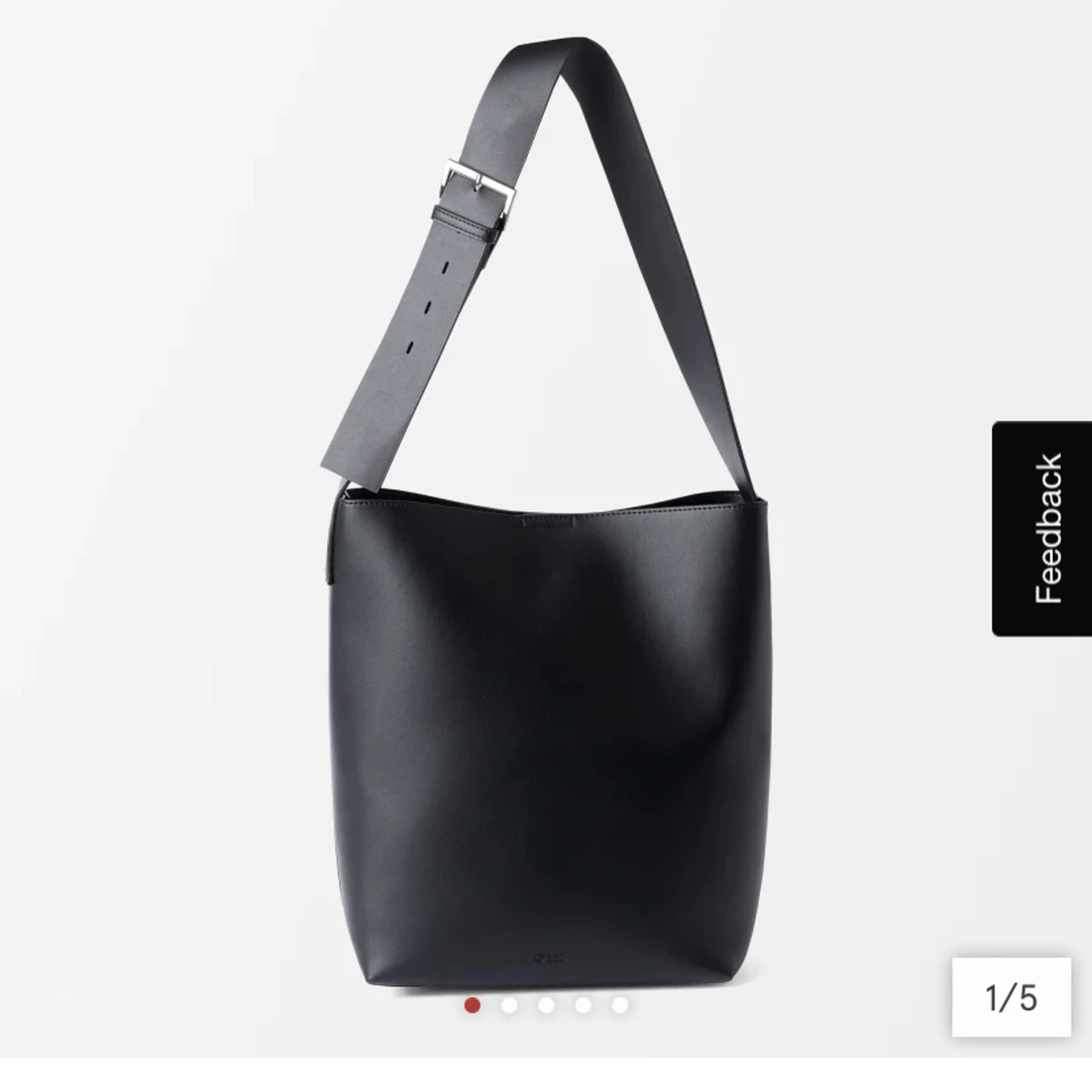 Väska i läderimitation