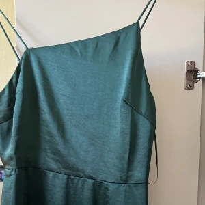 Cocktail dress - I have not worn this the tag is still on 