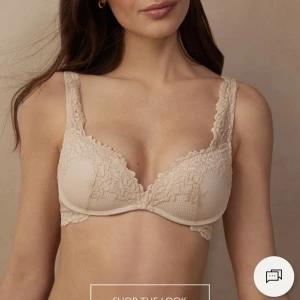 Intimissimi bhar - Säljer kuponger som gäller i Uppsala, de är 2 för 1 på bh-ar. Så köper man fn kupong av mig sparar man sedan 400 kr på 2 bh-ar❤️Kan fraktas för 15 kr, kupongerna gäller till februari och har 8 stycken