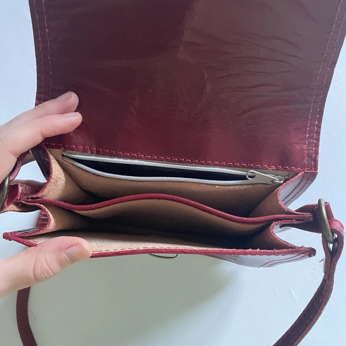 Vintage Italian Florence burgundy, leather handbag - 91