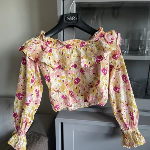 Blus - Söt blus från Gina❤️