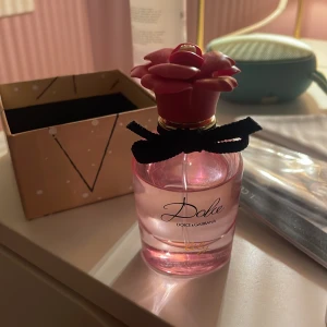 Dolce&gabbana parfym  - Säljer denna 30 ml helt oanvände endast 3 sprut