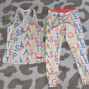 Adidas Stella Sport träningsset - Adidas Stella Sport träningsset S topp M tights