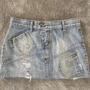 Mini skirt! - Säljer denna super coola mini skirten❣️