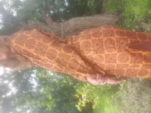 Retrodress with patterns, good condition. 