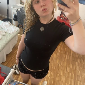 Bikbok - Jätte skön, fint material. Aldrig använd. Köparen står för frakten 💖