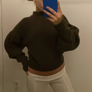 Stickad tröja  - Andvänd 