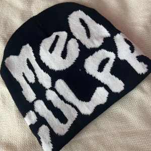 Mea Culpa - Helt nya oanvända mea culpa mössa🤭