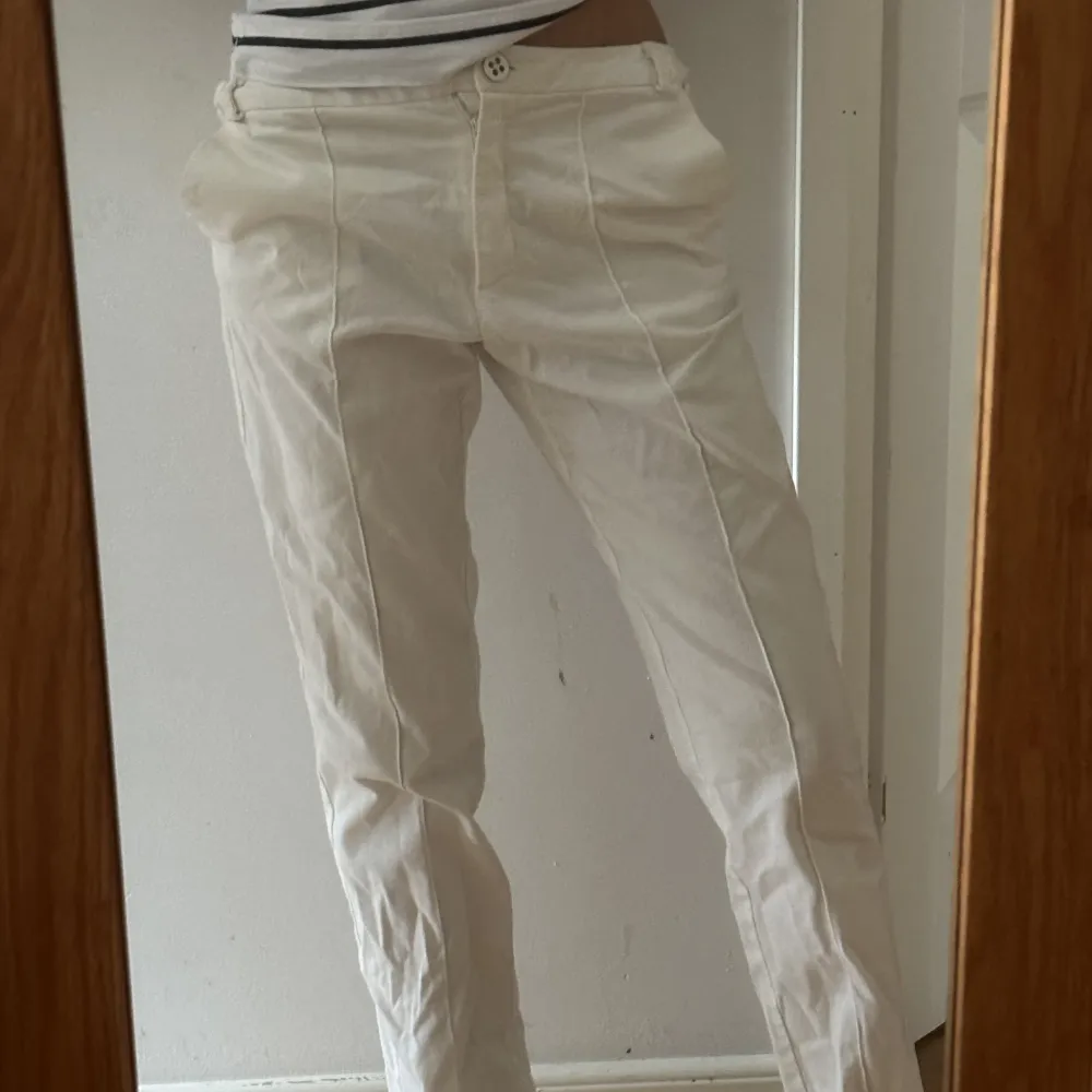 Cotton pants with 4 deep functioning pockets :D. Jeans & Byxor.
