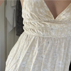 Sommarklänning  - Från Nelly, superfint skick 