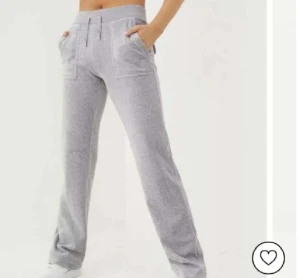 Juicy byxor  - Säljer mina jätte fina juicy byxor som tyvärr inte använder längre ❤️