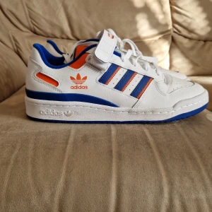 Adidas: forum low - Helt oanvända