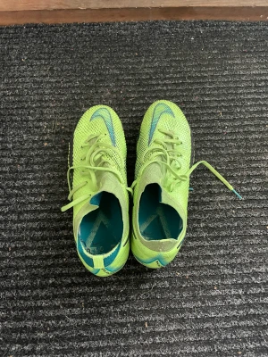 Nike Phantom turkos  - Använd ca 5 gånger
