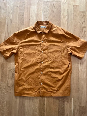 Kortärmad skjorta  - Kortärmad skjorta från mango